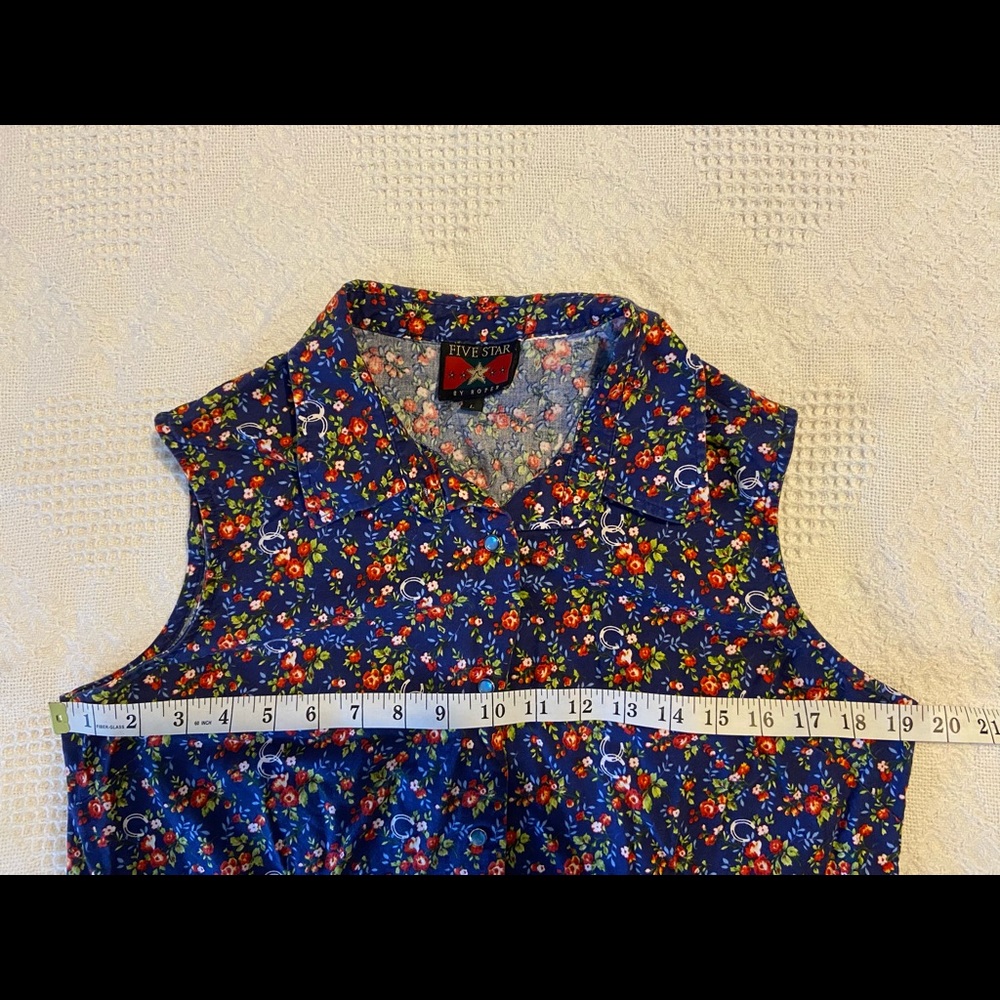 Top - Picture 3 of 10